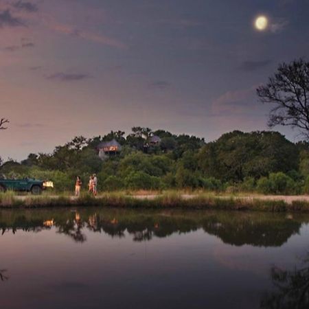 Leopard Hills Private Game Reserve Cagar Alam Sabi Sand Bagian luar foto