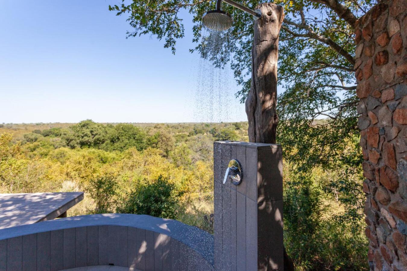 Leopard Hills Private Game Reserve Cagar Alam Sabi Sand Bagian luar foto